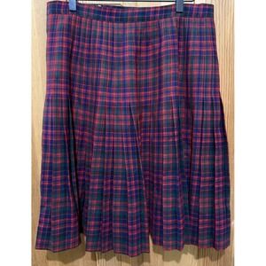 Tartan by Glenthistle for Boughner Virgin Wool Kilt Red Green Blue 33x25